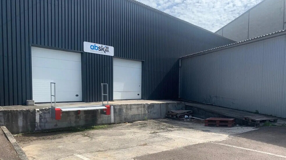 Industriel/Logistique dans Brive-la-Gaillarde à louer - Photo de l’immeuble – Image 1 sur 4