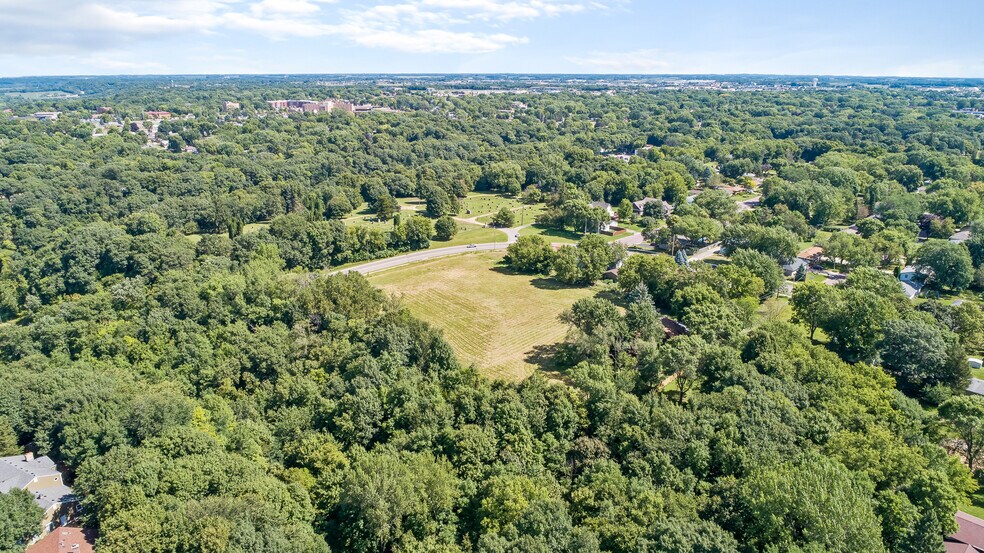 TBD Woodridge Court, Mankato, MN à vendre - Aérien – Image 2 sur 5