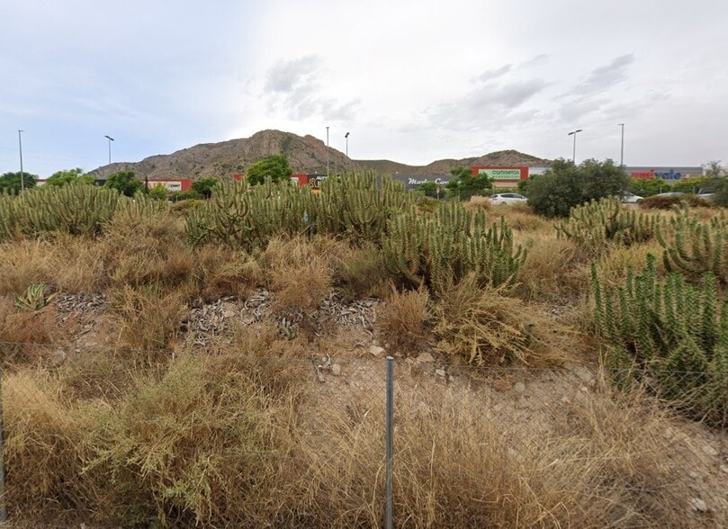 Carrer Polígono, Elda, Alicante à vendre - Photo de l’immeuble – Image 3 sur 3