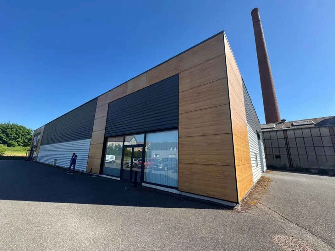 Local d’activités dans Florange à louer Photo de l’immeuble– Image 1 sur 8