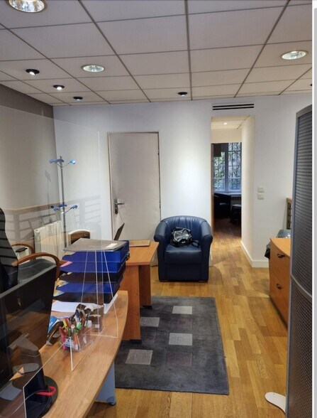 11 Rue Cels, Paris à louer - Photo de l’immeuble – Image 3 sur 8