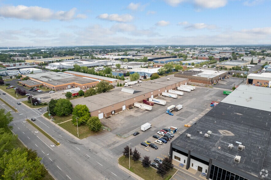 2044 Rue de la Province, Longueuil, QC à louer - Aérien – Image 3 sur 3