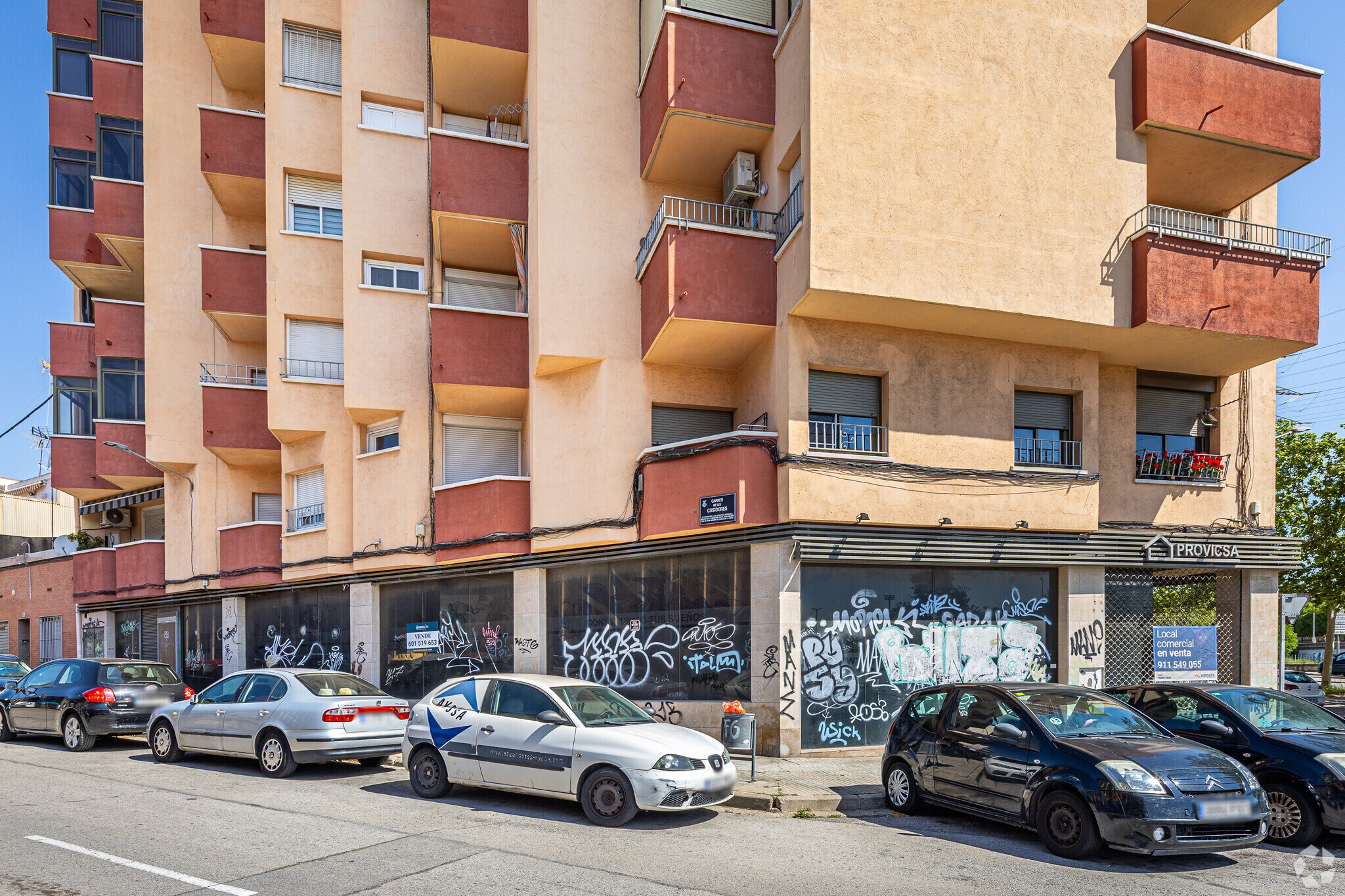 Carrer de Jerez, Terrassa, Barcelona à vendre Photo de l’immeuble– Image 1 sur 4