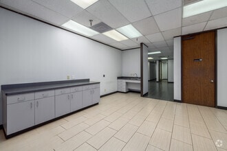 9001 Jameel Rd, Houston, TX à louer Photo intérieure– Image 2 sur 9