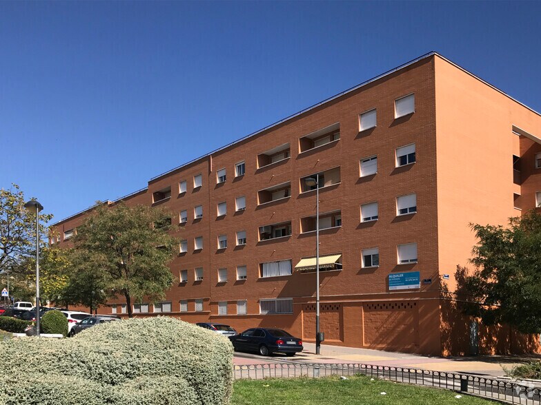 Calle Estocolmo, 1-19, Alcorcón, Madrid à louer - Photo de l’immeuble – Image 3 sur 3