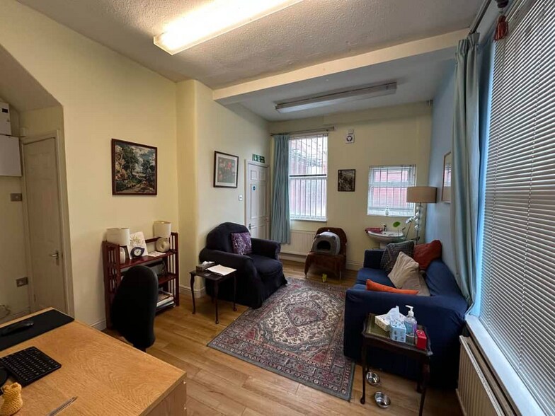 104-108 Kennerley Rd, Stockport à louer - Photo intérieure – Image 3 sur 8