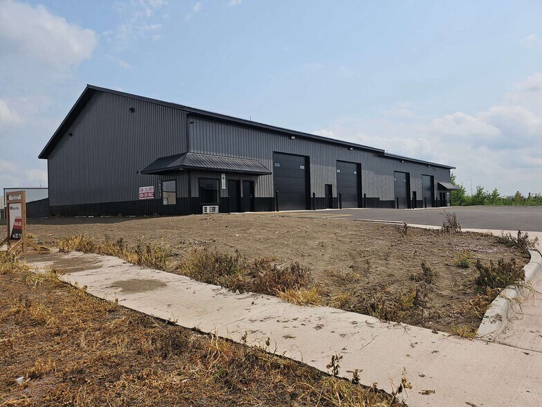 2017 Industrial St, Tea, SD à louer - Photo de l’immeuble – Image 3 sur 11