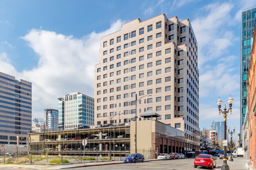 160 W Santa Clara St, San Jose, CA à louer - Photo de l’immeuble – Image 2 sur 15