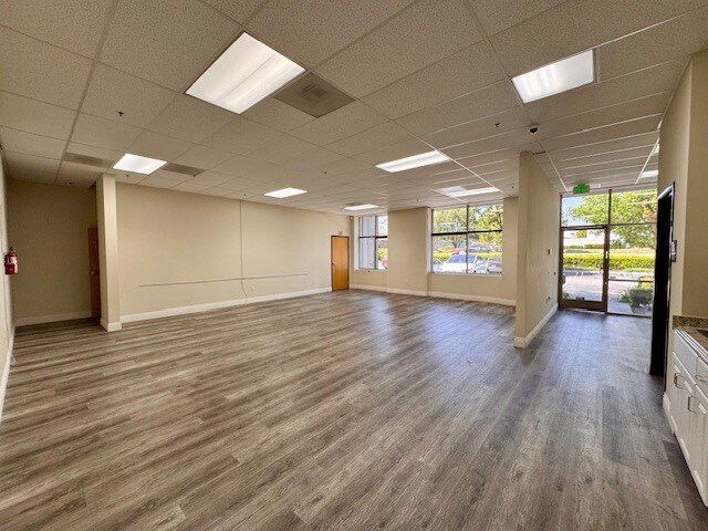 610-640 W Lambert Rd, Brea, CA à vendre - Photo de l’immeuble – Image 2 sur 26
