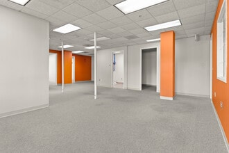 12355 Sunrise Valley Dr, Reston, VA à louer Photo intérieure– Image 2 sur 5