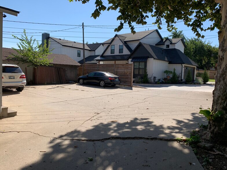 1605 N Classen Dr, Oklahoma City, OK à vendre - Photo de l’immeuble – Image 3 sur 10