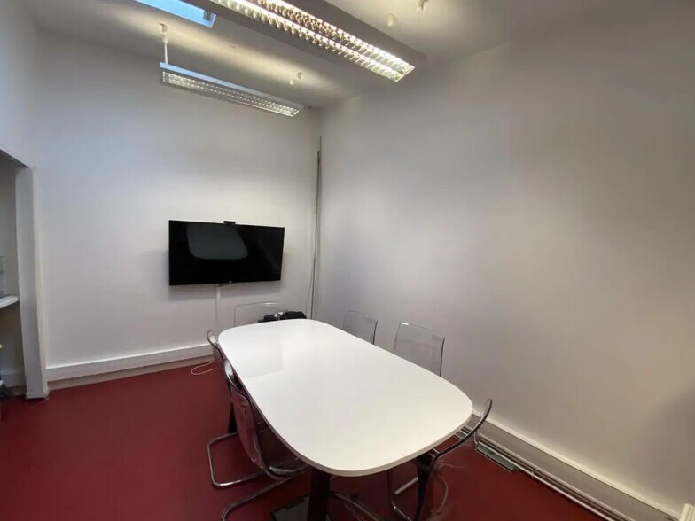 Bureau dans Rennes à louer - Photo de l’immeuble – Image 3 sur 9