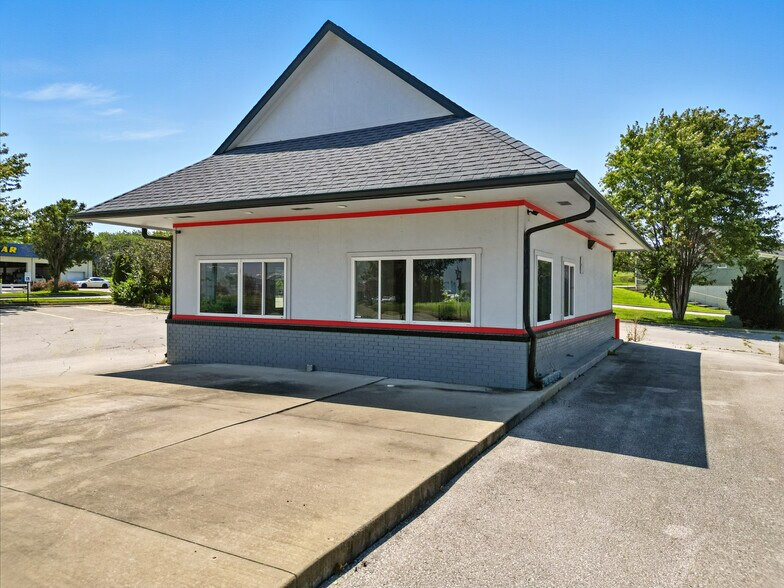 700 N Country Ave, Kearney, MO à vendre - Photo de l’immeuble – Image 3 sur 14