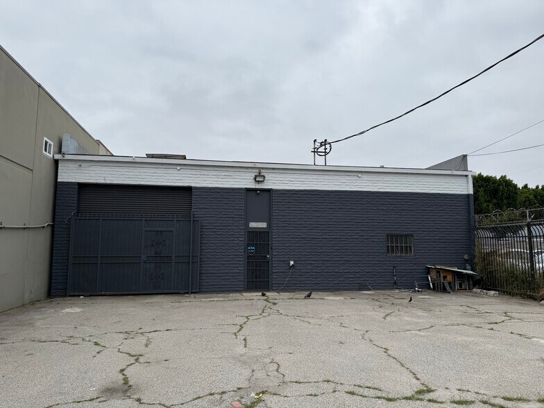 2807 S Olive St, Los Angeles, CA à vendre - Photo de l’immeuble – Image 3 sur 24