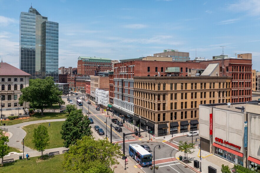 250 Commercial St, Worcester, MA à louer - Photo de l’immeuble – Image 2 sur 14