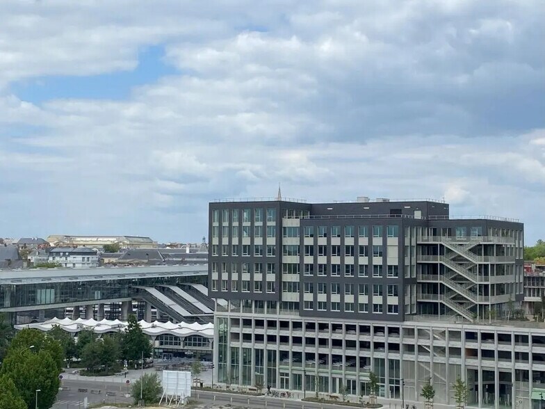 Bureau dans Nantes à louer - Photo de l’immeuble – Image 2 sur 15