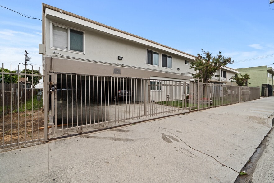 10720 Burin Ave, Lennox, CA à vendre - Photo de l’immeuble – Image 3 sur 18