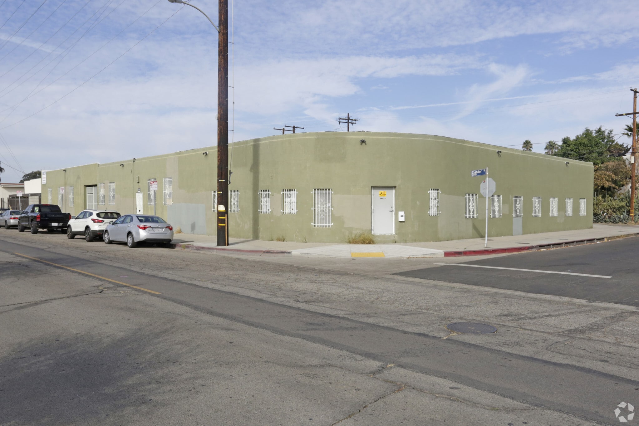10731-10737 Chandler Blvd, North Hollywood, CA à louer Photo principale– Image 1 sur 8