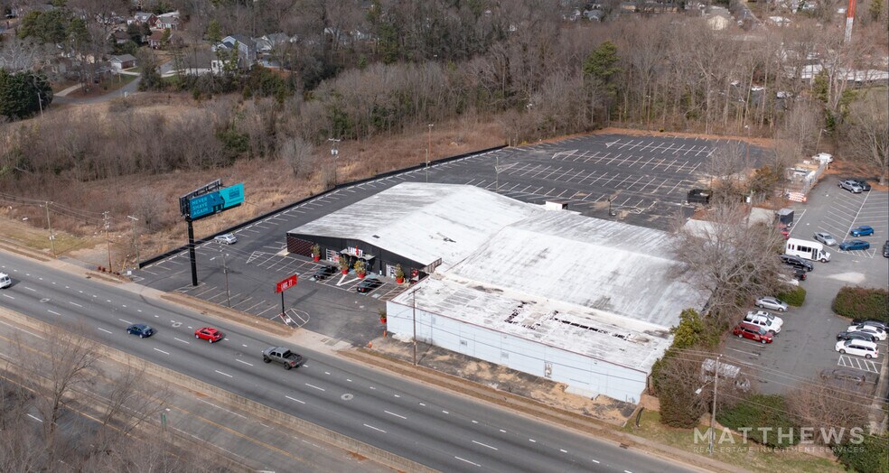 2801-2803 E Independence Blvd, Charlotte, NC à louer - Aérien – Image 2 sur 9
