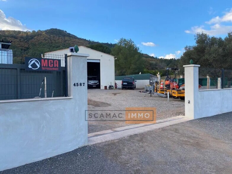 Industriel/Logistique dans Le Luc à vendre - Photo de l’immeuble – Image 1 sur 7