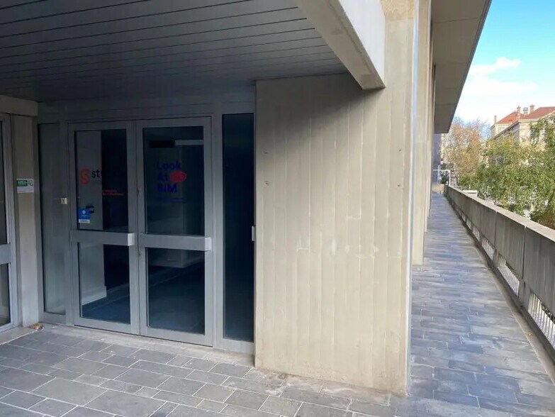 100 Cours Lafayette, Lyon à louer - Photo de l’immeuble – Image 2 sur 10