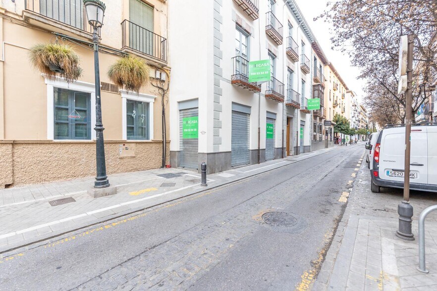 Local commercial dans Granada à vendre - Photo de l’immeuble – Image 2 sur 13