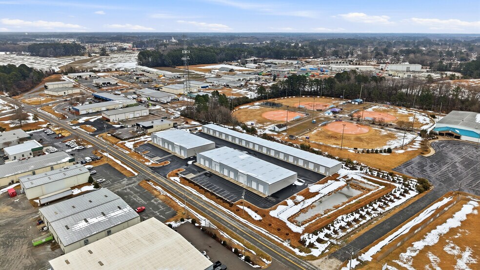 4771 Reedy Branch Rd, Winterville, NC à louer - Photo de l’immeuble – Image 3 sur 31