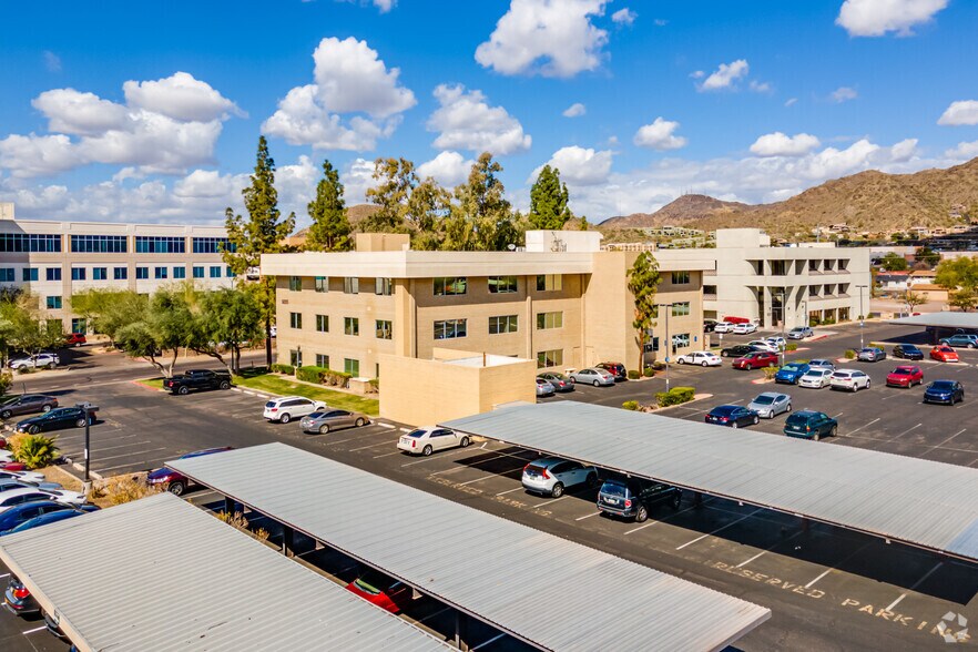 9225 N 3rd St, Phoenix, AZ à louer - Photo de l’immeuble – Image 3 sur 20