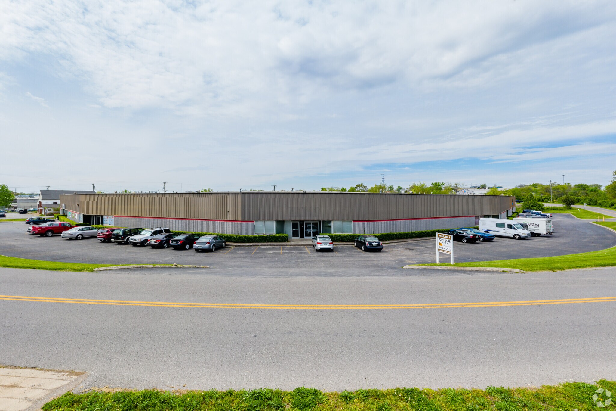 2601-2623 Cruzen St, Nashville, TN à louer Photo principale– Image 1 sur 12