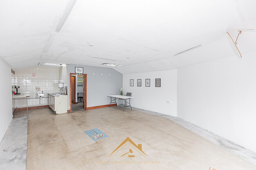 29 Kirkpatrick St, Girvan à vendre - Photo de l’immeuble – Image 3 sur 19