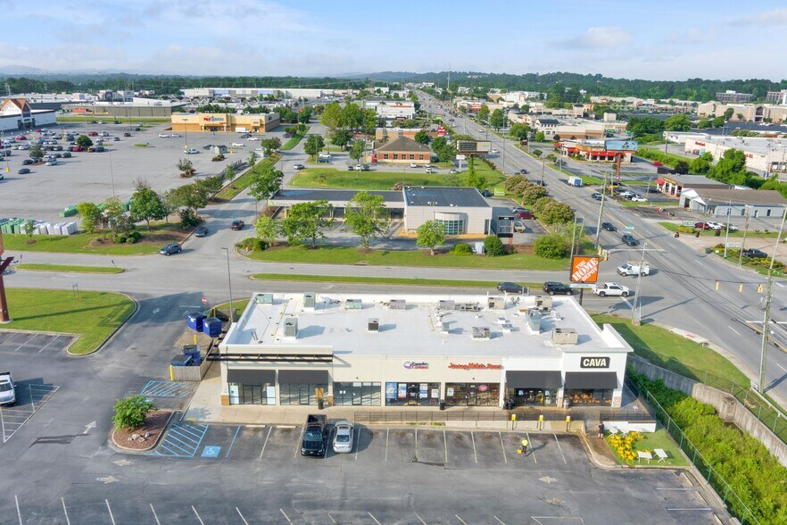 2288 Gunbarrel Rd, Chattanooga, TN à louer - Photo de l’immeuble – Image 3 sur 20