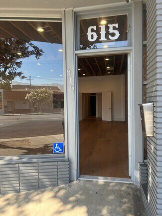 Plus de détails pour 615 S Victory Blvd, Burbank, CA - Bureau/Local commercial à louer