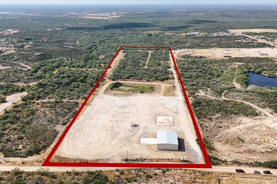 311 Chicote Rd, Laredo, TX à vendre - Photo de l’immeuble – Image 3 sur 27