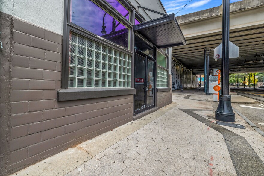 260 Auburn Ave, Atlanta, GA à vendre - Photo de l’immeuble – Image 2 sur 11