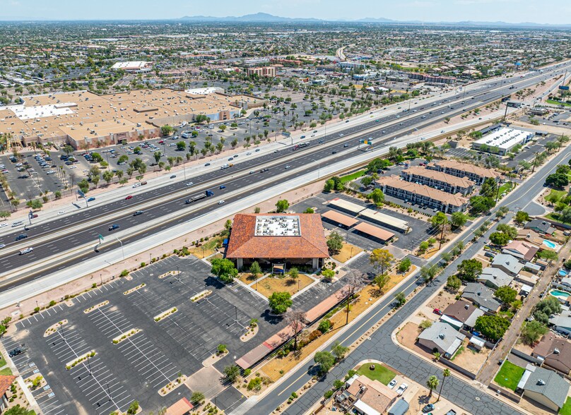 4625 S Wendler Dr, Tempe, AZ à vendre - Photo de l’immeuble – Image 2 sur 12