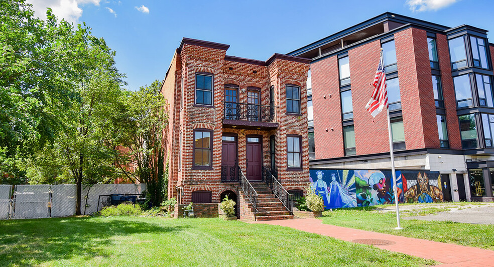 809-811 Virginia Ave SE, Washington, DC à vendre - Photo de l’immeuble – Image 2 sur 3