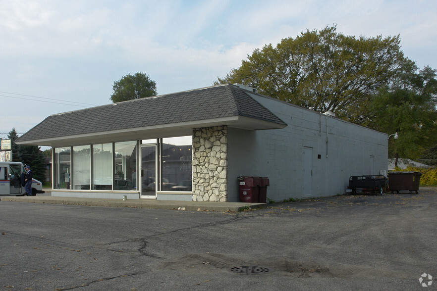 2411-2417 36th St SW, Wyoming, MI à vendre - Photo de l’immeuble – Image 3 sur 3