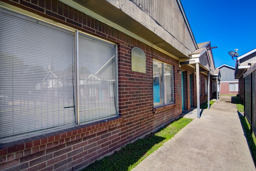 4107 Almeda Genoa Rd, Houston, TX à vendre - Photo de l’immeuble – Image 2 sur 20