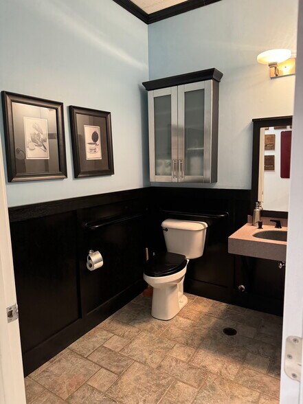2160 S 6th St, Springfield, IL à louer - Photo intérieure – Image 3 sur 16