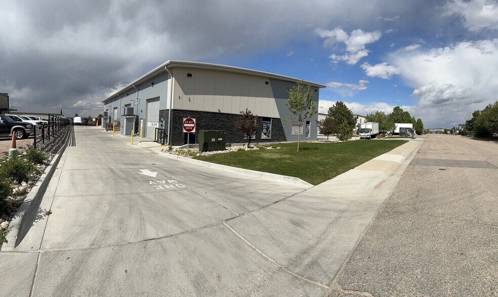 7240 Greendale, Windsor, CO à louer - Photo de l’immeuble – Image 3 sur 11