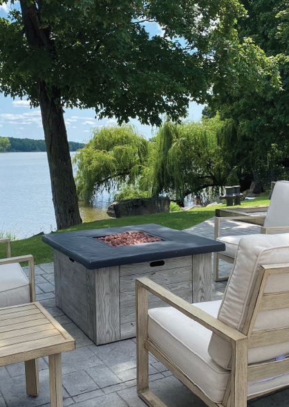80 Shady Harbor Dr, New Baltimore, NY à louer - Photo de l’immeuble – Image 3 sur 3
