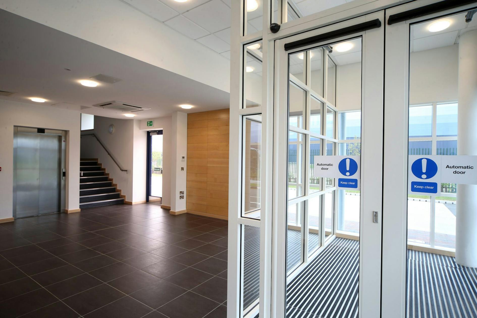 Atkinson Way, Milton Keynes à louer Photo intérieure– Image 1 sur 5