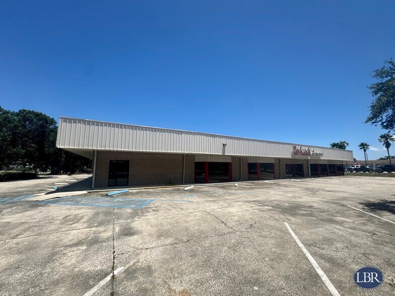 6175 Babcock St SE, Palm Bay, FL à louer - Photo de l’immeuble – Image 2 sur 16