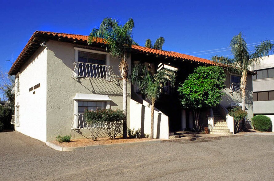 7234 E Shoeman Ln, Scottsdale, AZ à louer - Photo de l’immeuble – Image 2 sur 8