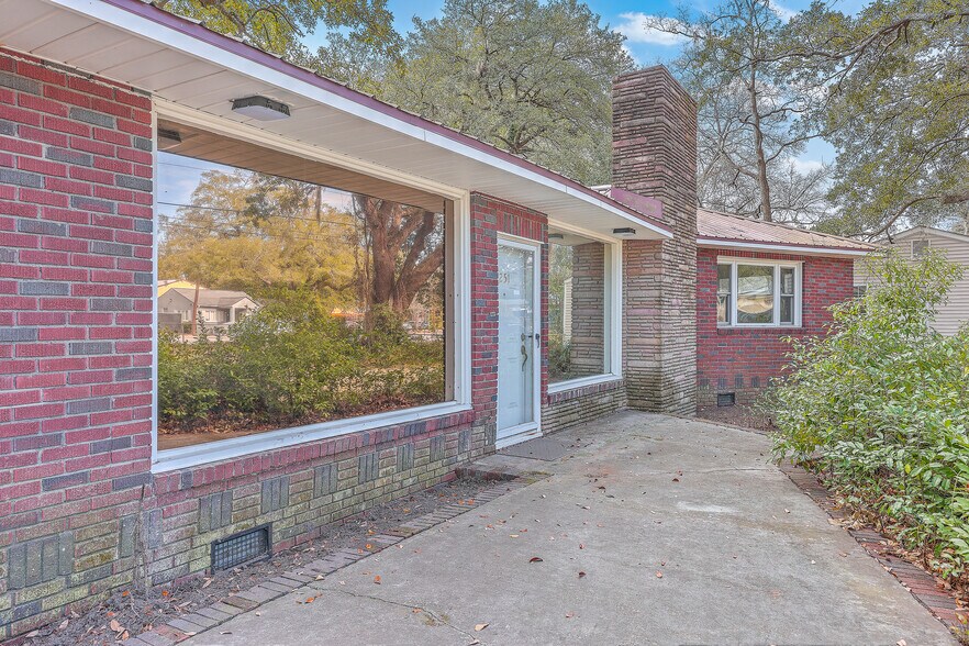 1251 Remount Rd, North Charleston, SC à louer - Photo de l’immeuble – Image 1 sur 30