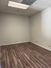 888 E Research Dr, Palm Springs, CA à louer Photo intérieure– Image 2 sur 5