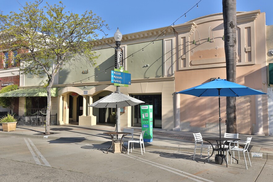 419 E Main St, Ventura, CA à vendre - Photo de l’immeuble – Image 3 sur 30