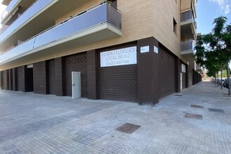 Local commercial dans El Prat de Llobregat, Barcelona à louer Photo intérieure– Image 1 sur 4