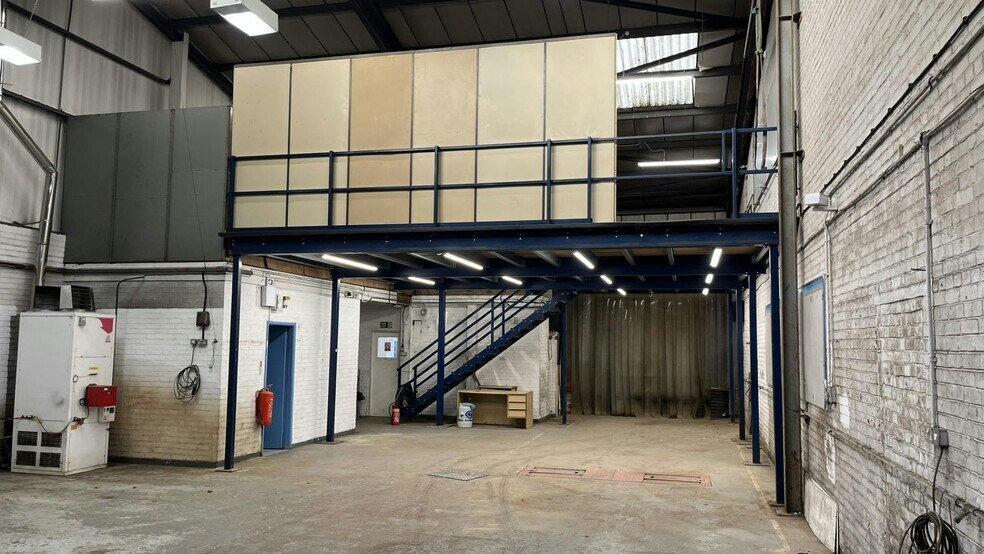 Berrington Rd, Leamington Spa à louer - Photo de l’immeuble – Image 3 sur 16