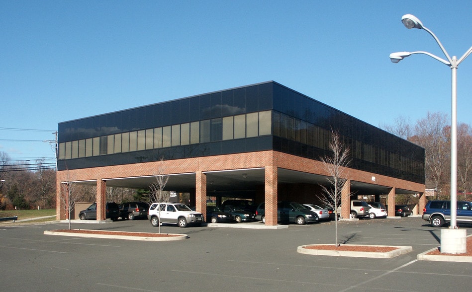 109 Newtown Rd, Danbury, CT à louer - Autre – Image 3 sur 3